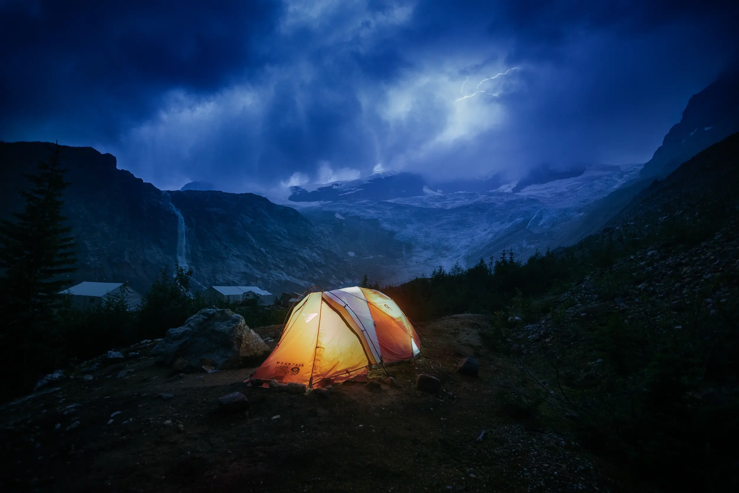 2018-GMC-Hallam-Glacier(Paul Zizka)-1