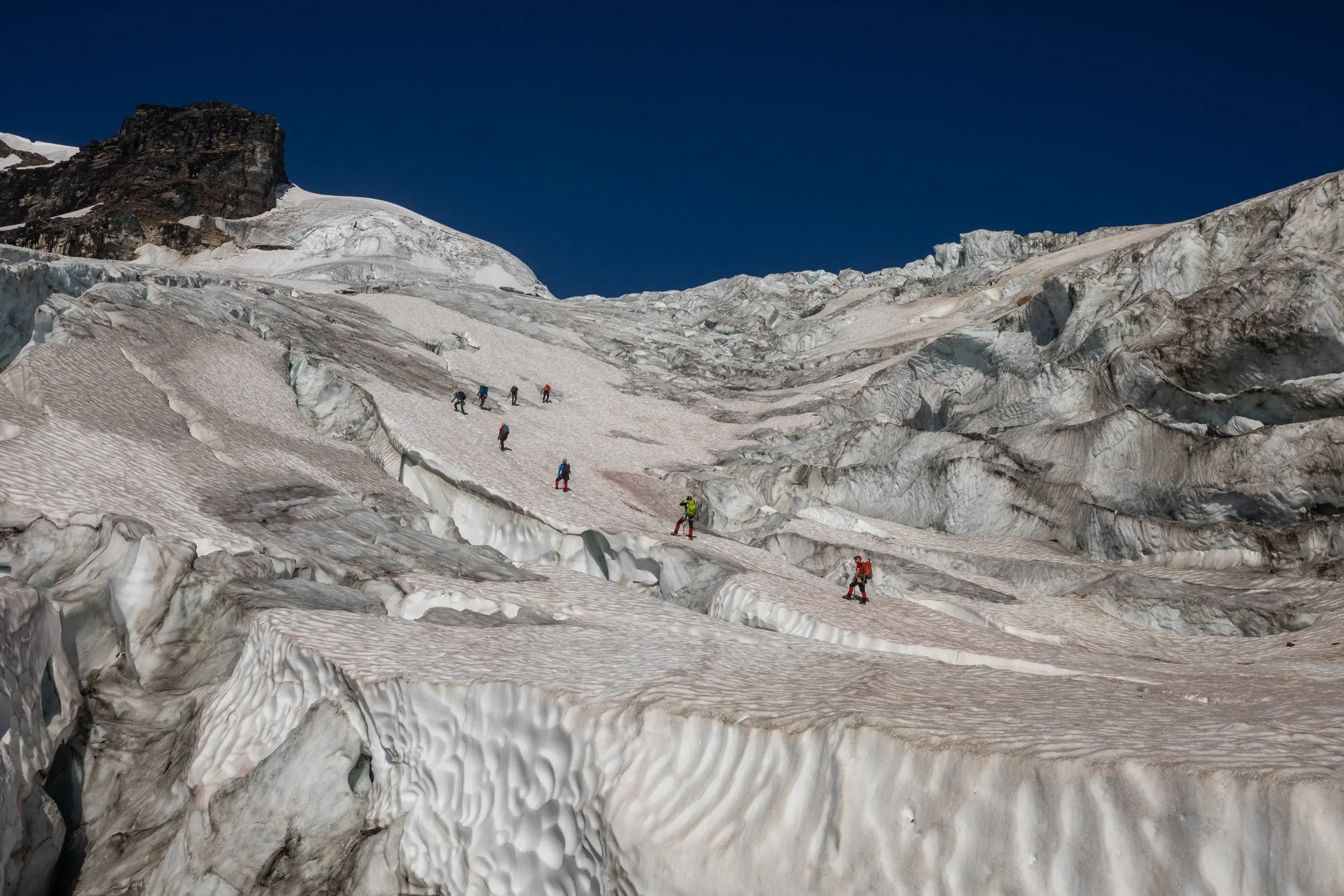 2018-GMC-Hallam-Glacier(Paul Zizka)-10