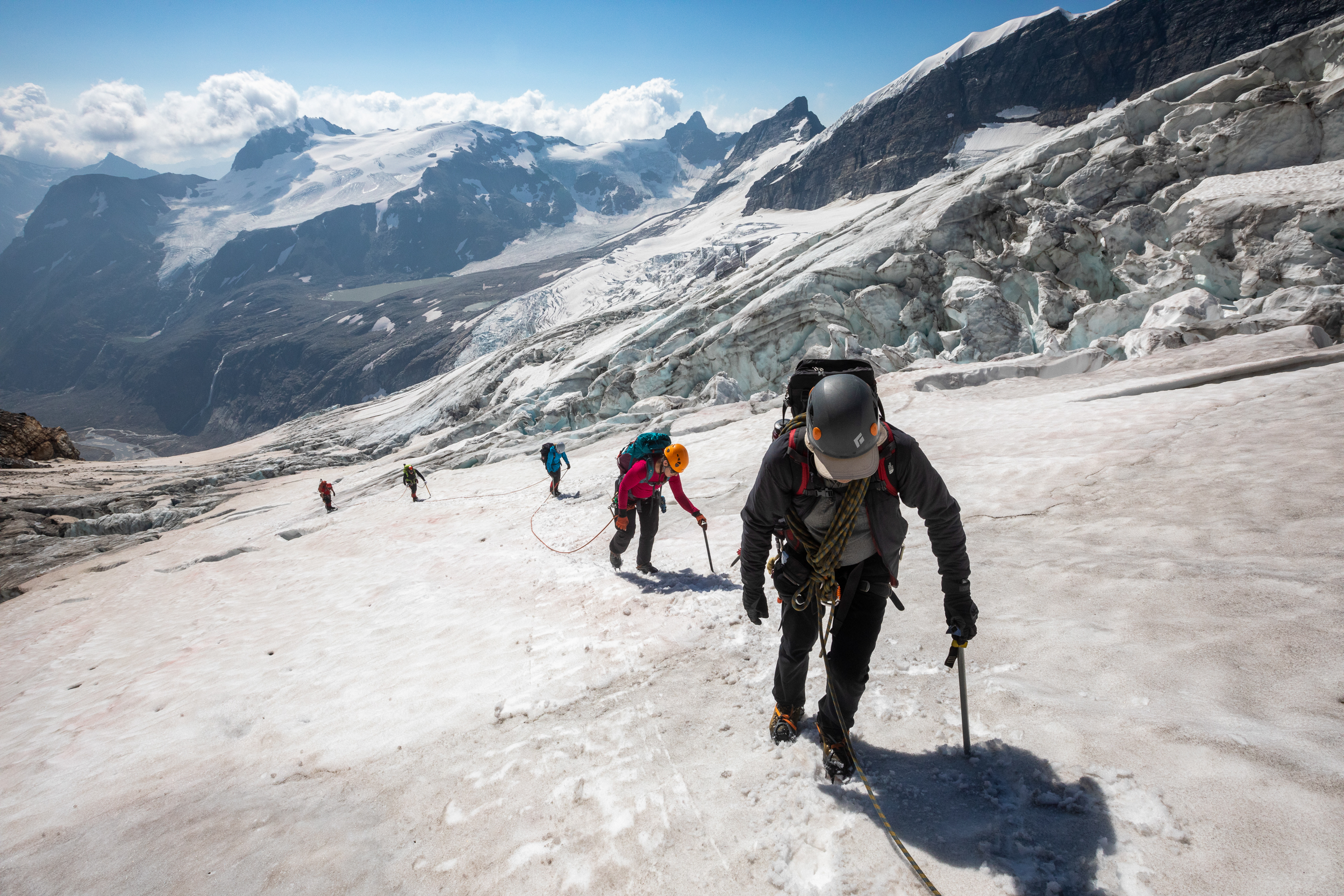 2018-GMC-Hallam-Glacier(Paul Zizka)-11-1